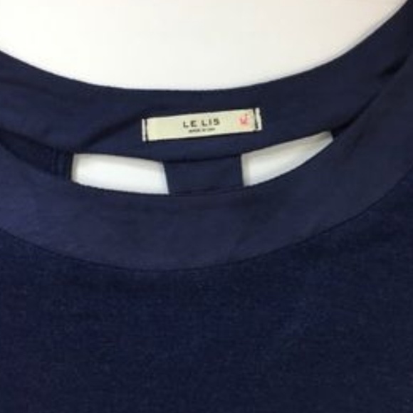 🥂Soft Faux Suede Top with Back Cutout! - Picture 6 of 6